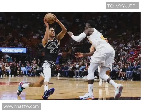 2016年NBA西部半决赛精彩对决马刺与雷霆的激烈较量与精彩瞬间回顾